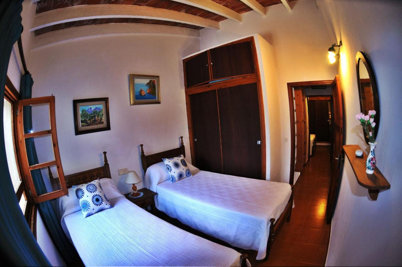 Villa Lovely 10 Minutes Walk To Center Square Pollença