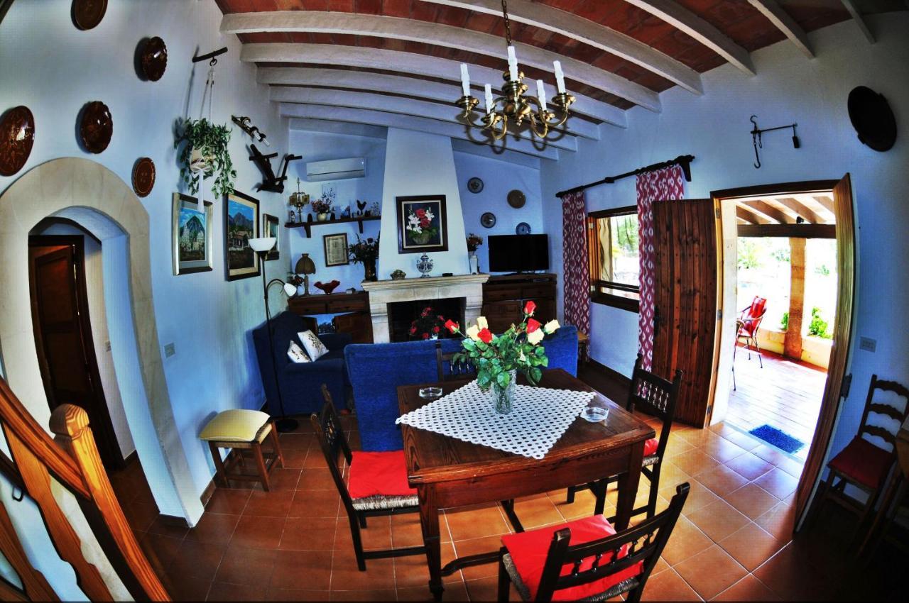 Villa Lovely 10 Minutes Walk To Center Square Pollença
